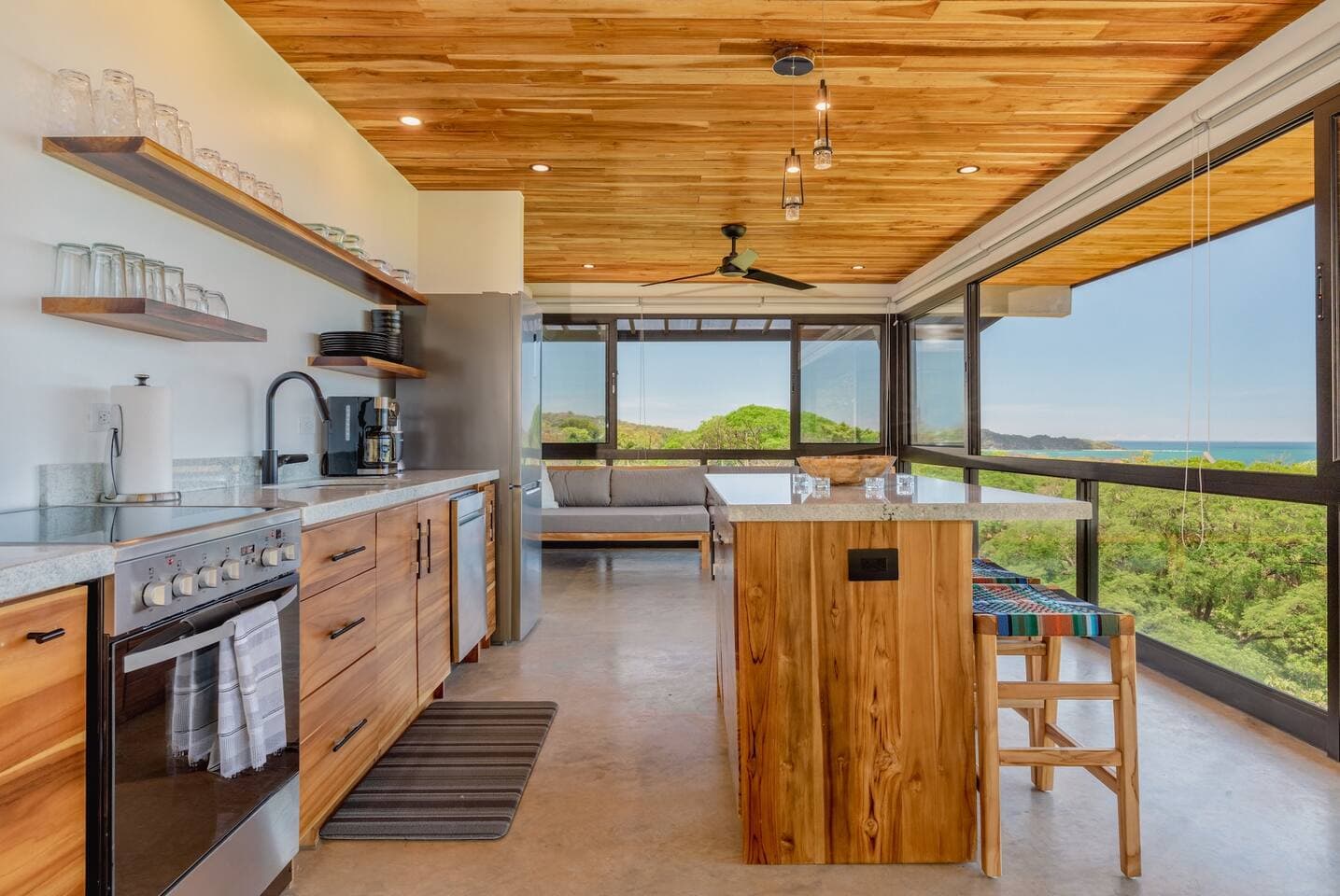 Casita kitchen & veranda