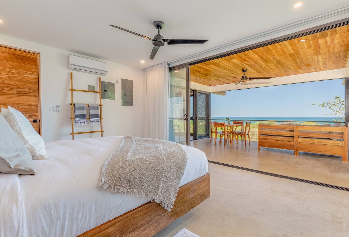 Casita bedroom 1