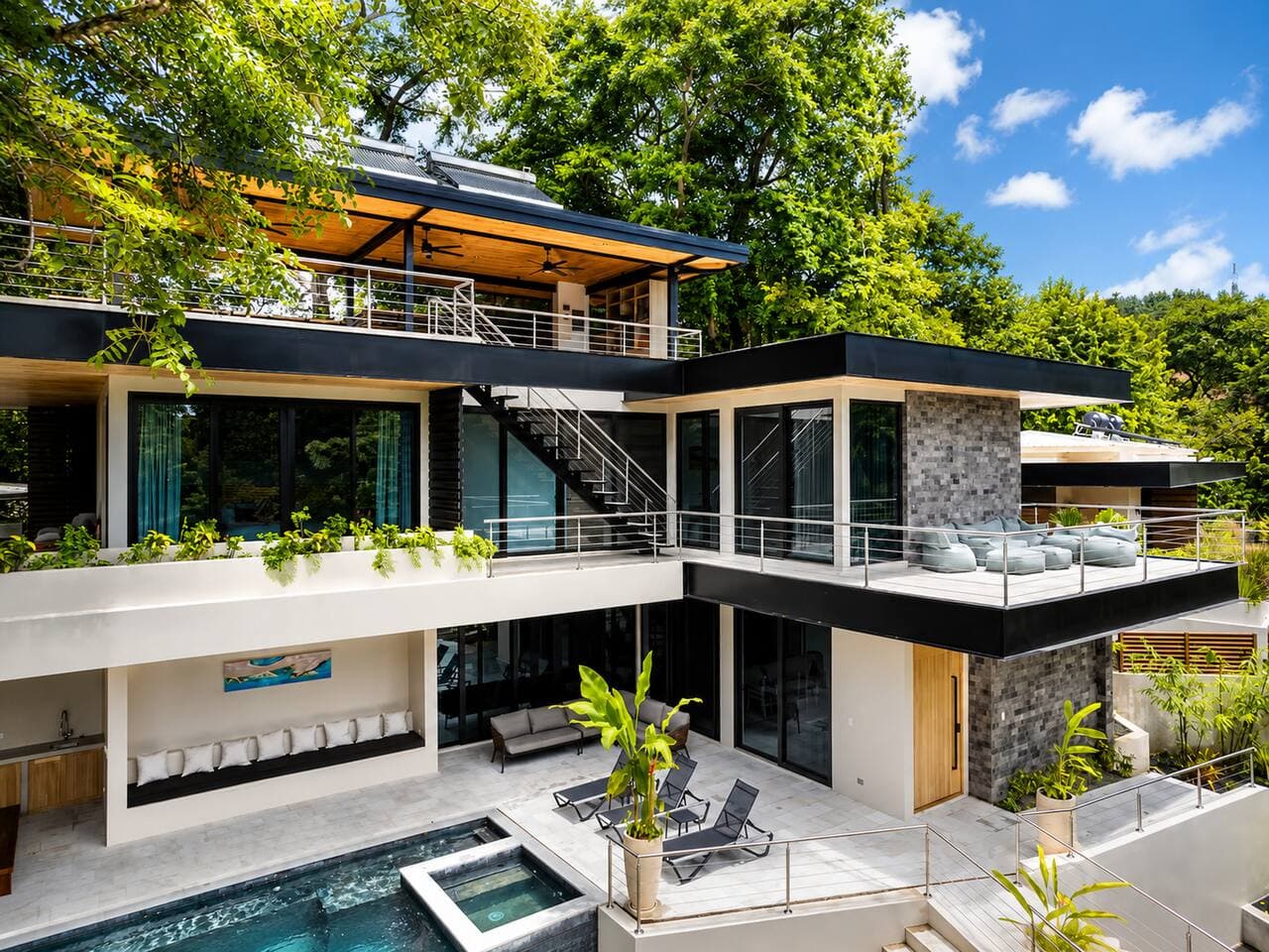 Casa Pipeline Estate