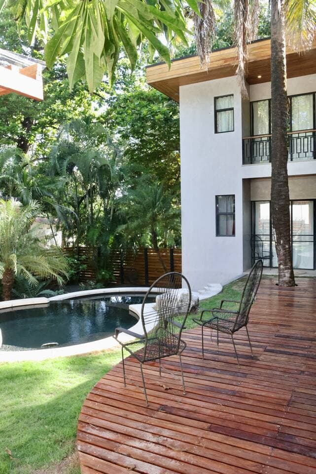 Terrace & exterior
